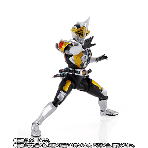 S.H.Figuarts仮面ライダー電王 ロッドフォーム／アックスフォーム S.H.Figuarts（真骨彫製法） 仮面ライダー電王 ロッドフォーム