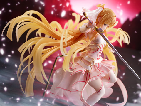 太ももがかなりキワドイぞ！ 「SAO」よりフィギュア「アスナ【創世神