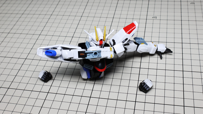 可動範囲はだいぶ大きいですが……