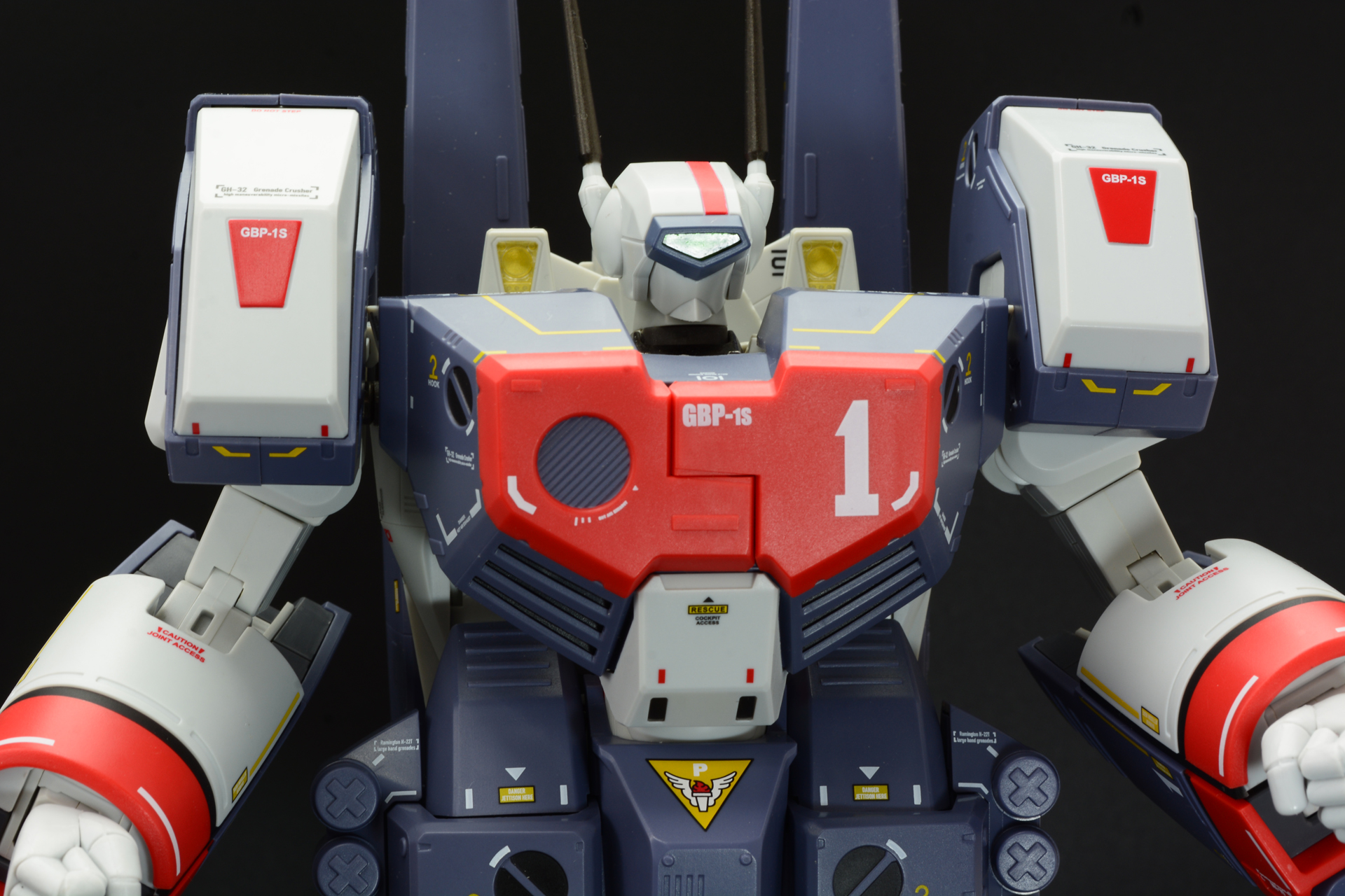 しっかりとアーマーが装着されている