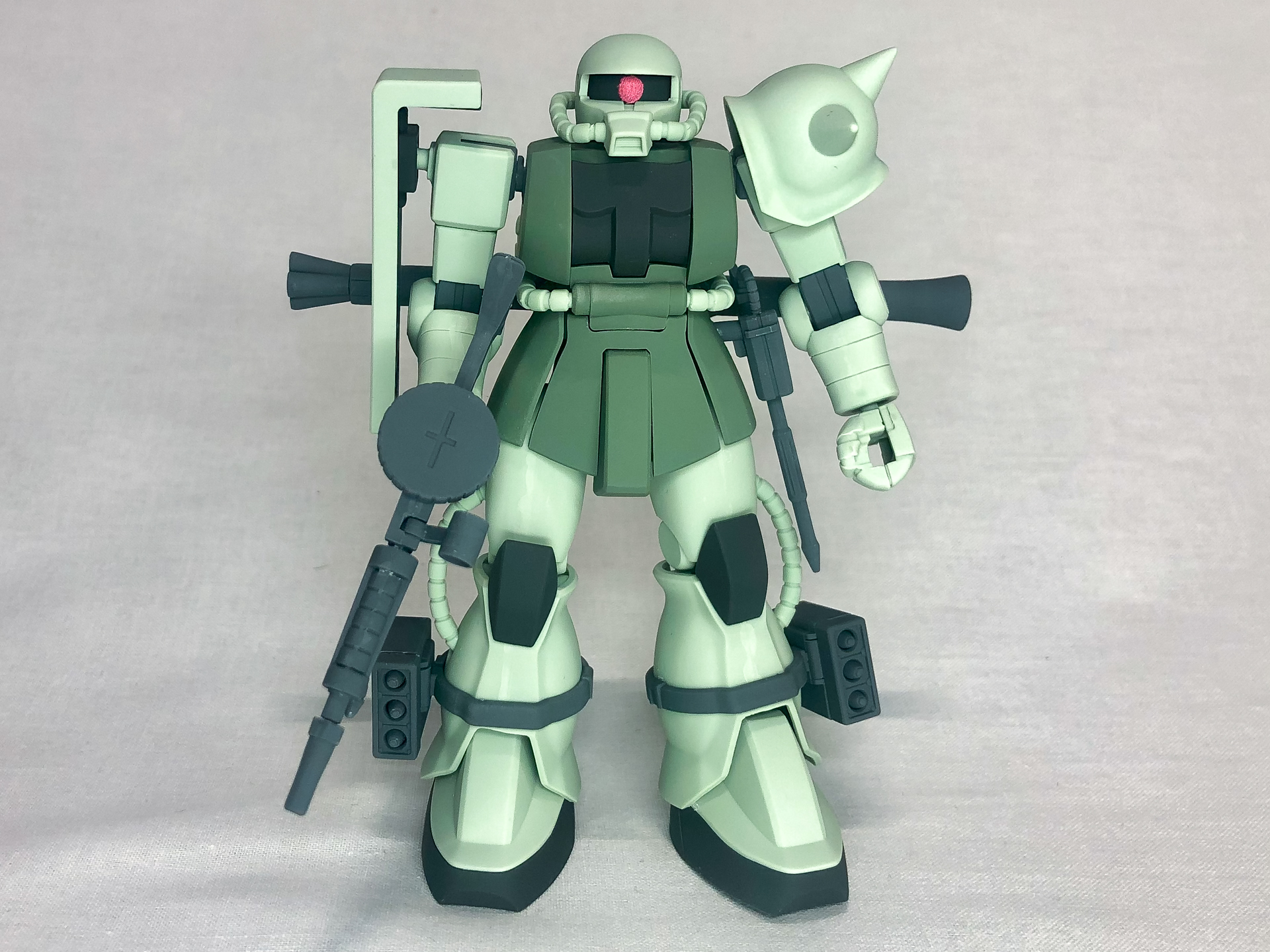 素立ち状態で四方から見てみます。合わせ目が完全に消えているわけではありませんが少し目立たなくはなったのではないでしょうか。