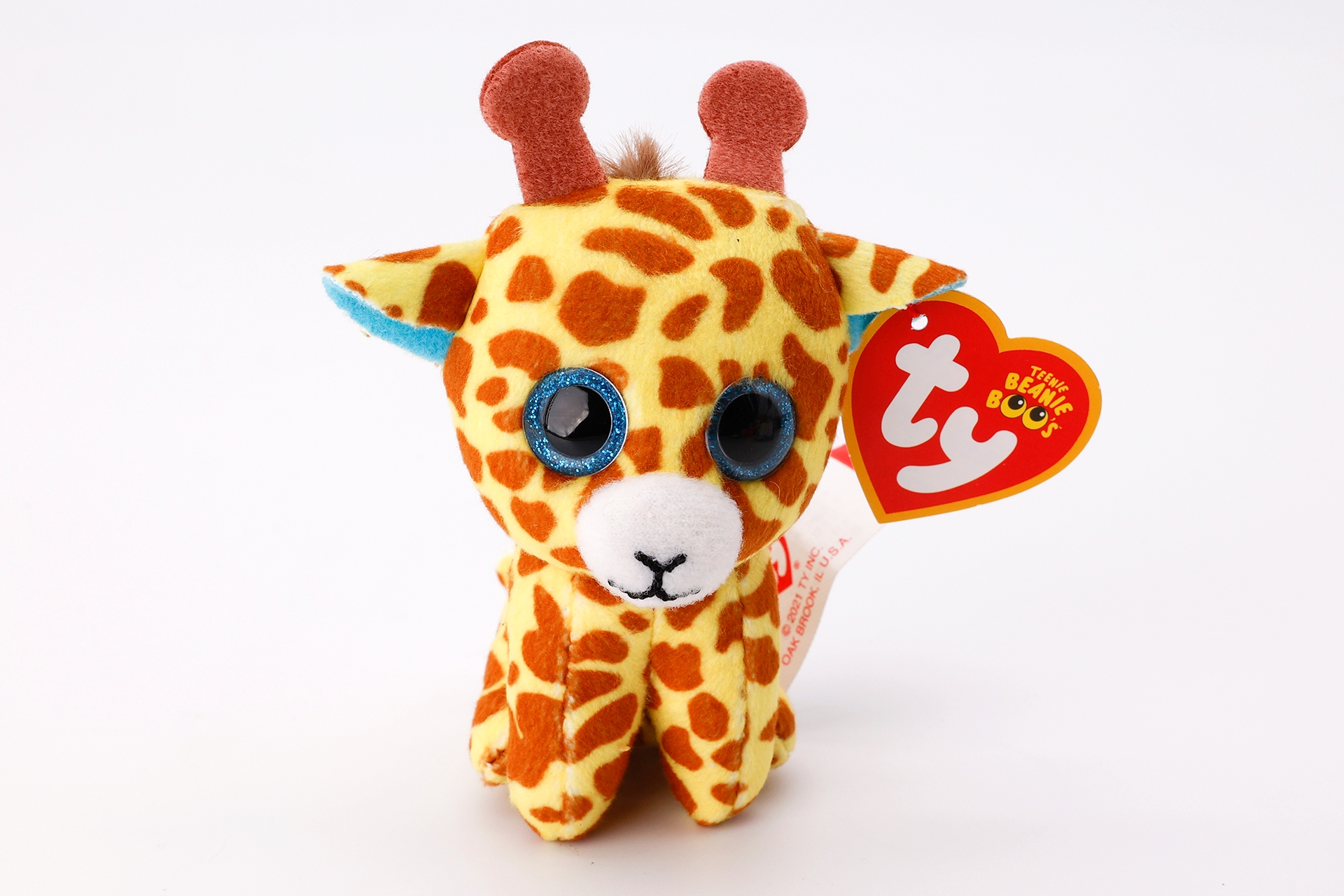 アフリカに生息する草食動物の「キリン」がモチーフだ