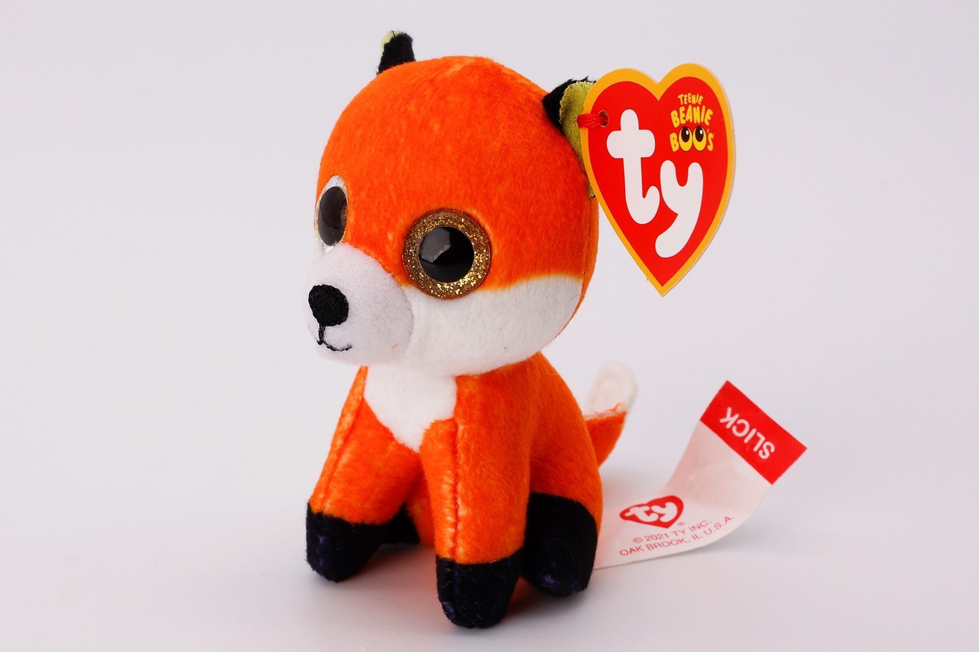 赤い「キツネ」というと、別のものになってしまうが、この色合いがいい感じだ