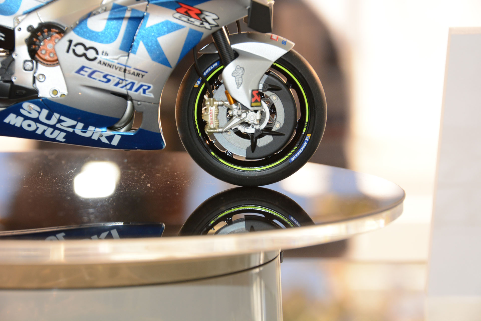 ブレーキやエンジンなどリアルなメカ描写がバイクプラモデルの大きな魅力だ