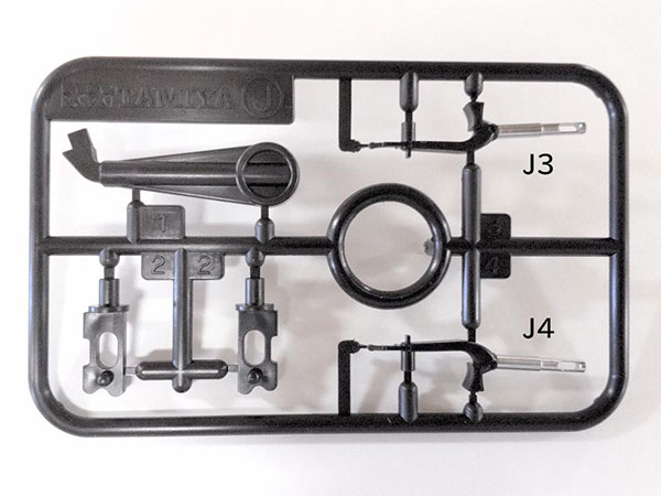 問題の部品J3、J4