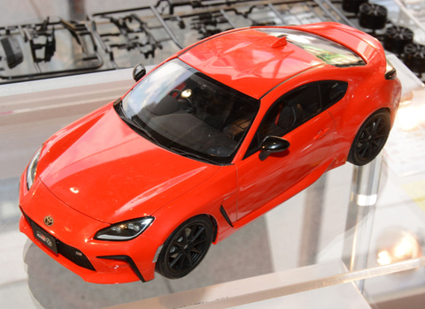公式 タミヤ1/24 トヨタGR 塗装済み完成品 86 - 模型/プラモデル