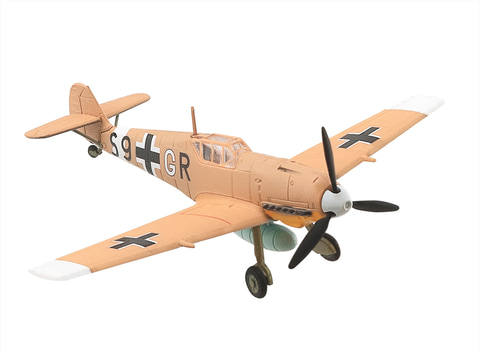 戦車 フィギュア 模型 戦闘機 英独の主力戦闘機が登場！ 食玩「1/144 ウイングキットコレクション