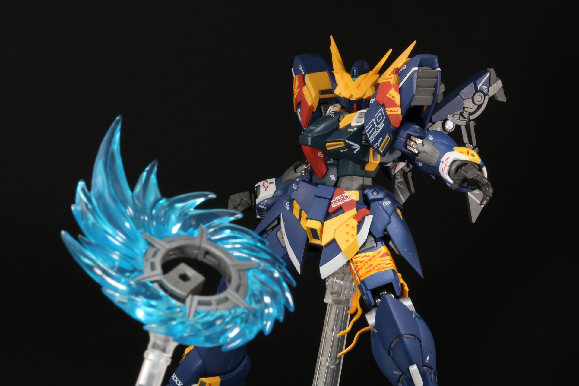 スラッシャーを展開するアクションも補助支柱で再現