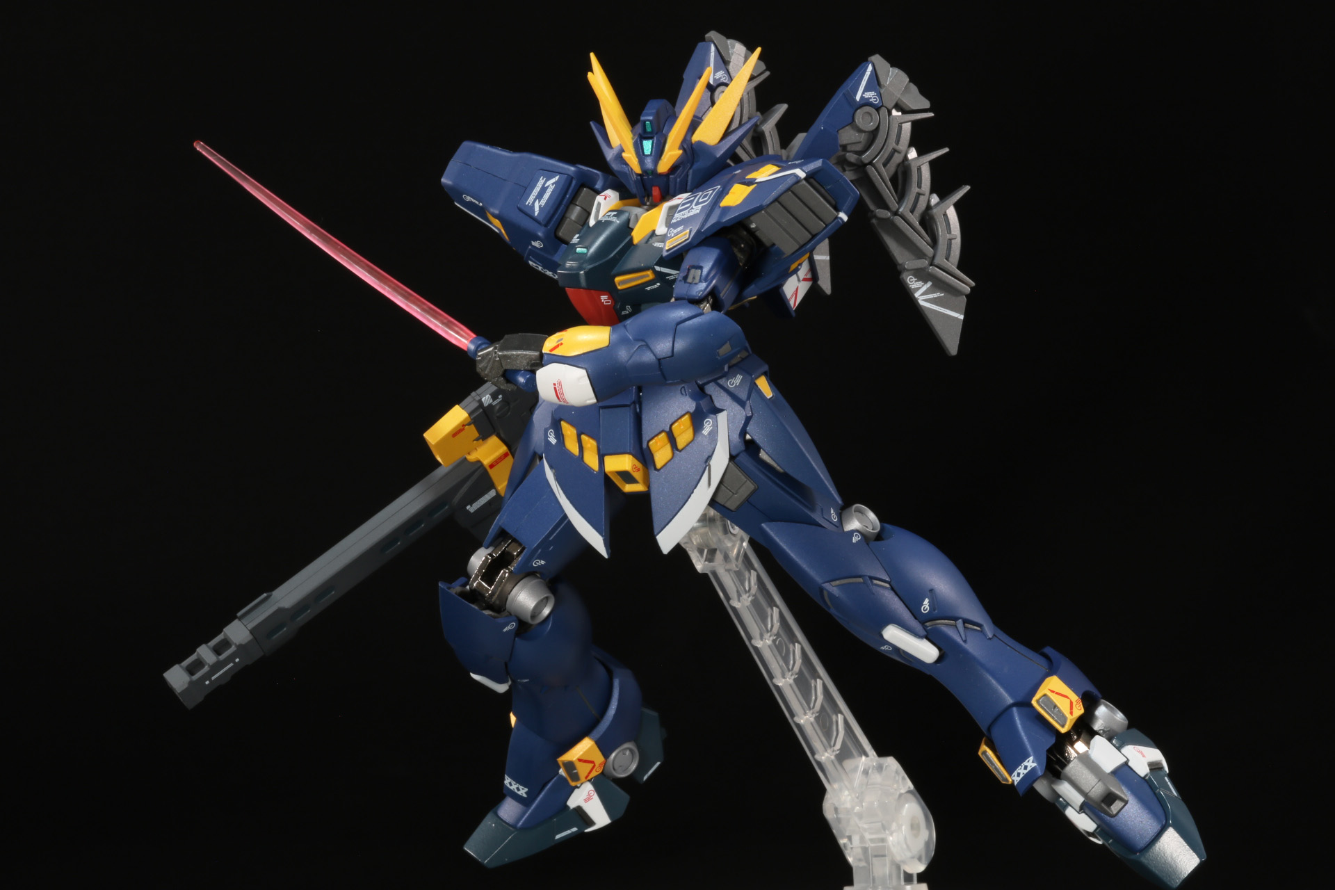 スラッシャーを放つアクション