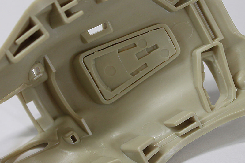 ピタッとはめ込みました。