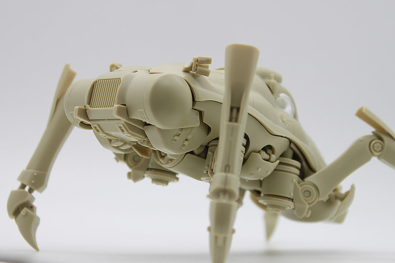 下から眺めるとメカ味が増してゾクゾクします