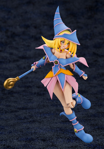 遊戯王」の「ブラック・マジシャン・ガール」がプラモデルで登場。本日
