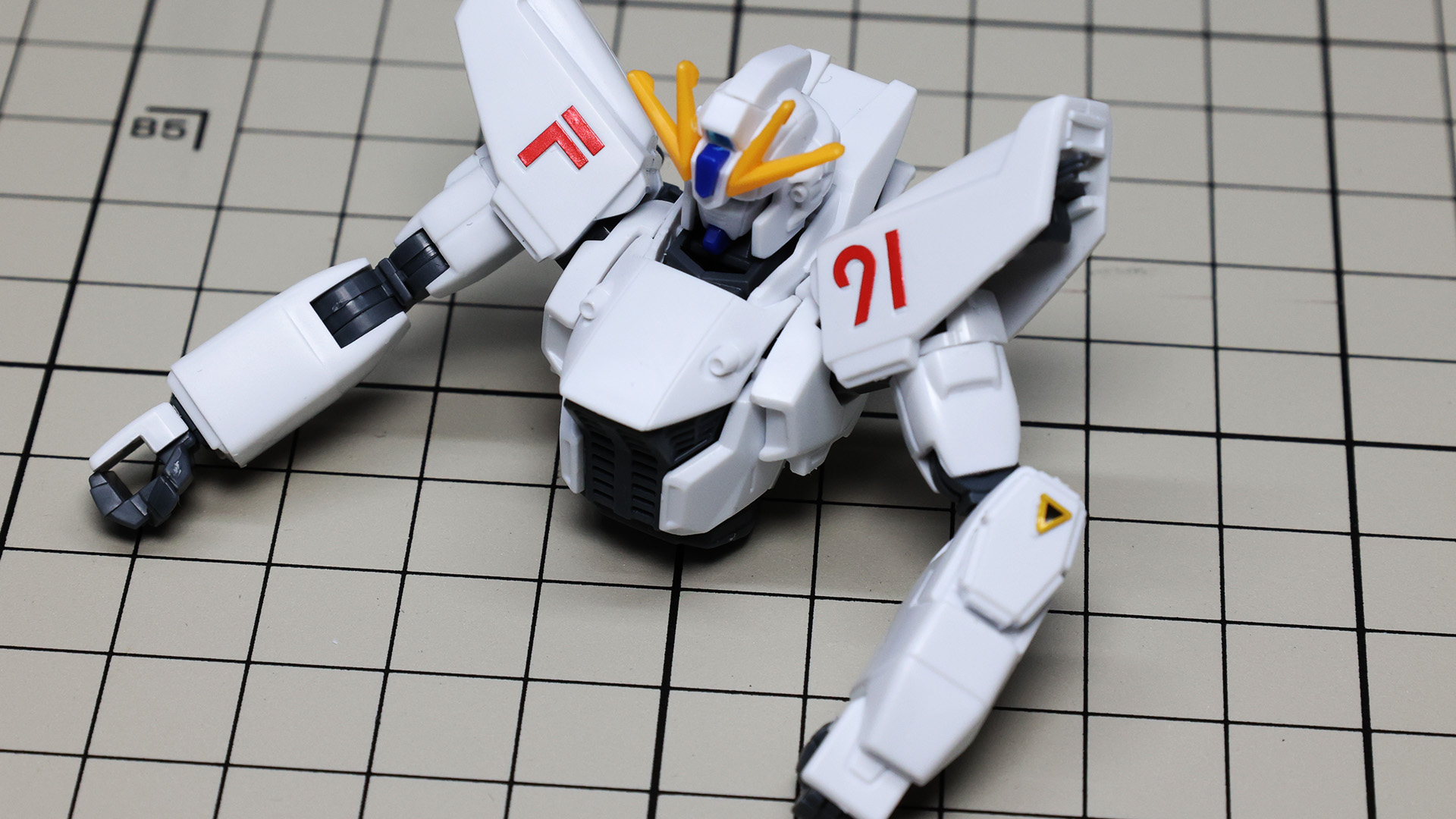 ボディに取り付けると小型なのにこの可動性能！