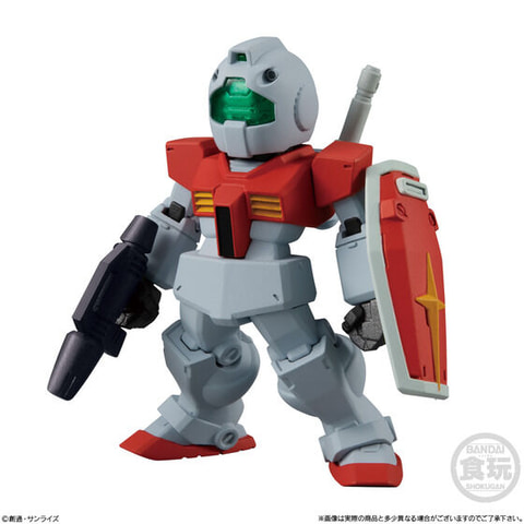 バンダイ ガンダム3大決戦！ ガンダム（最終決戦仕様）」や「G-3ガンダム」が登場。食玩「FW