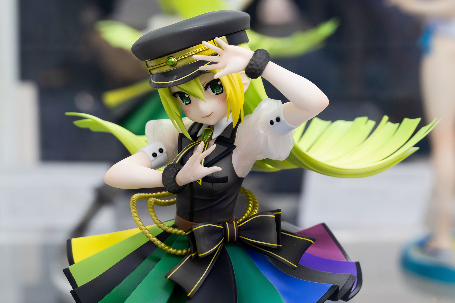 角度によって微妙に違ったアリナの表情が見られるのも、フィギュアならではだ。