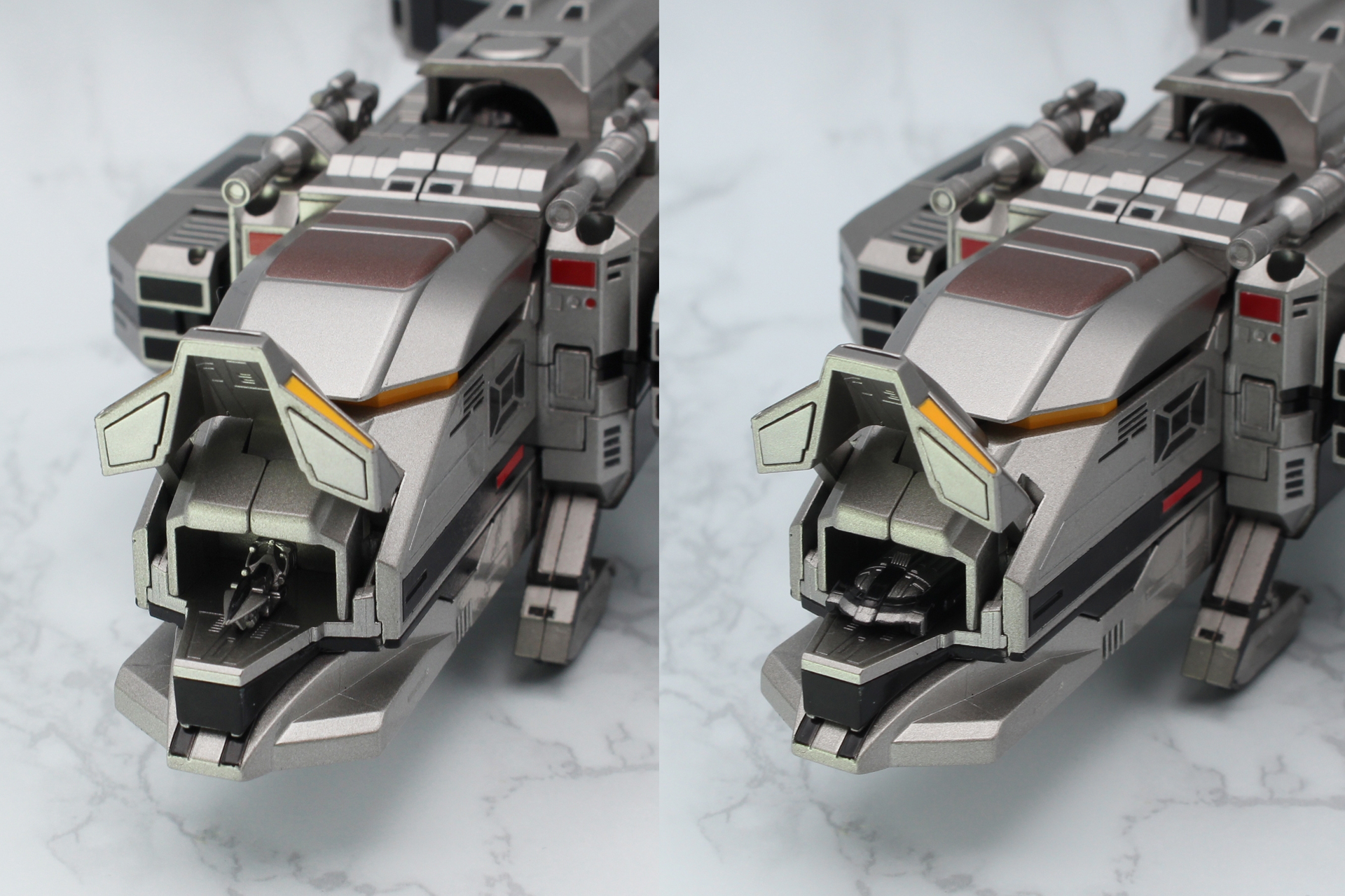 艦首のハッチを開いて、どちらか一方を収納できる。固定はされていない