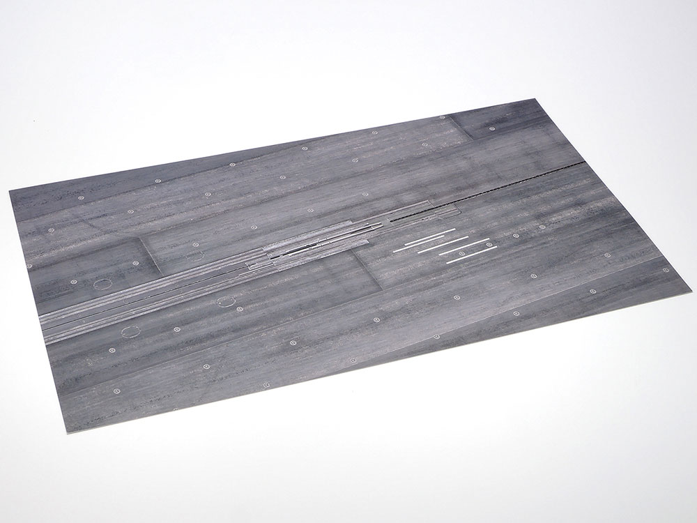 航空甲板のディテールをリアルに表現した甲板シート（紙製、サイズ460×276mm）