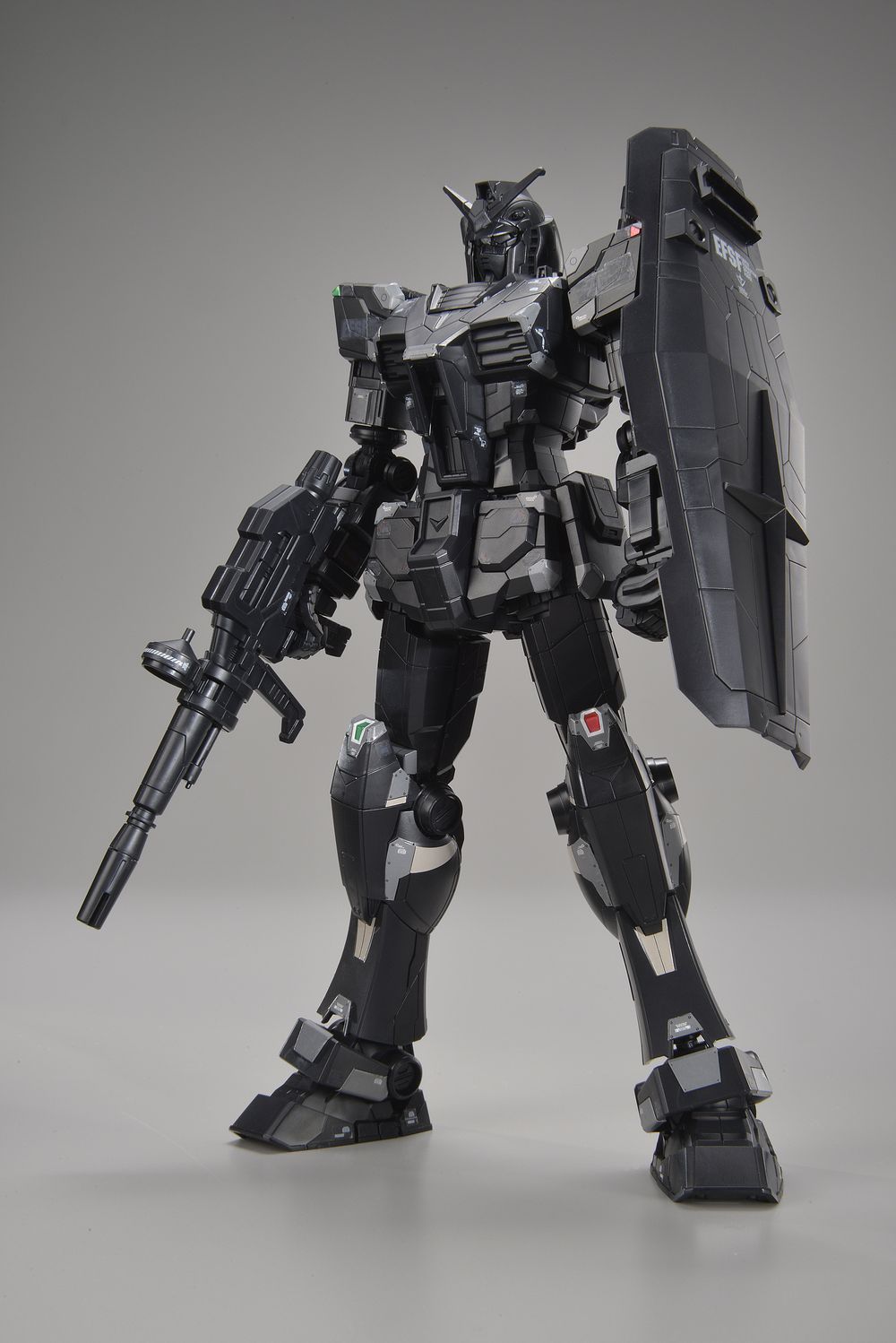 「GUNDAM FACTORY YOKOHAMA 専用エコプラ 1/100 RX-78F00 ガンダム」価格：3,960円（税込）