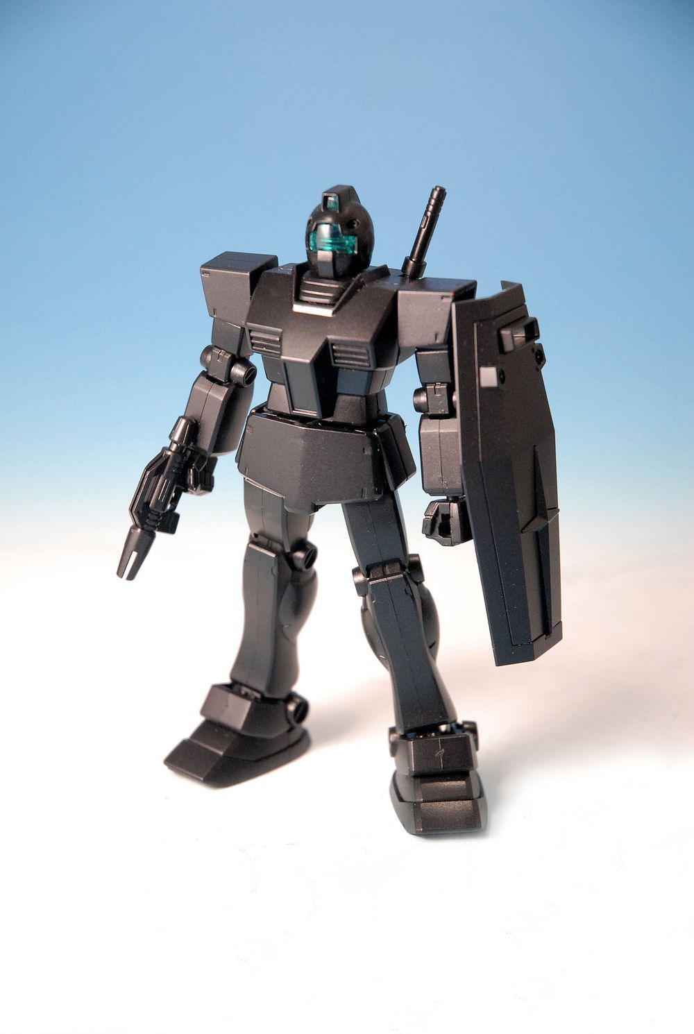 「バンダイホビーセンター専用エコプラ HG 1/144 ジム」価格：734円（税込）