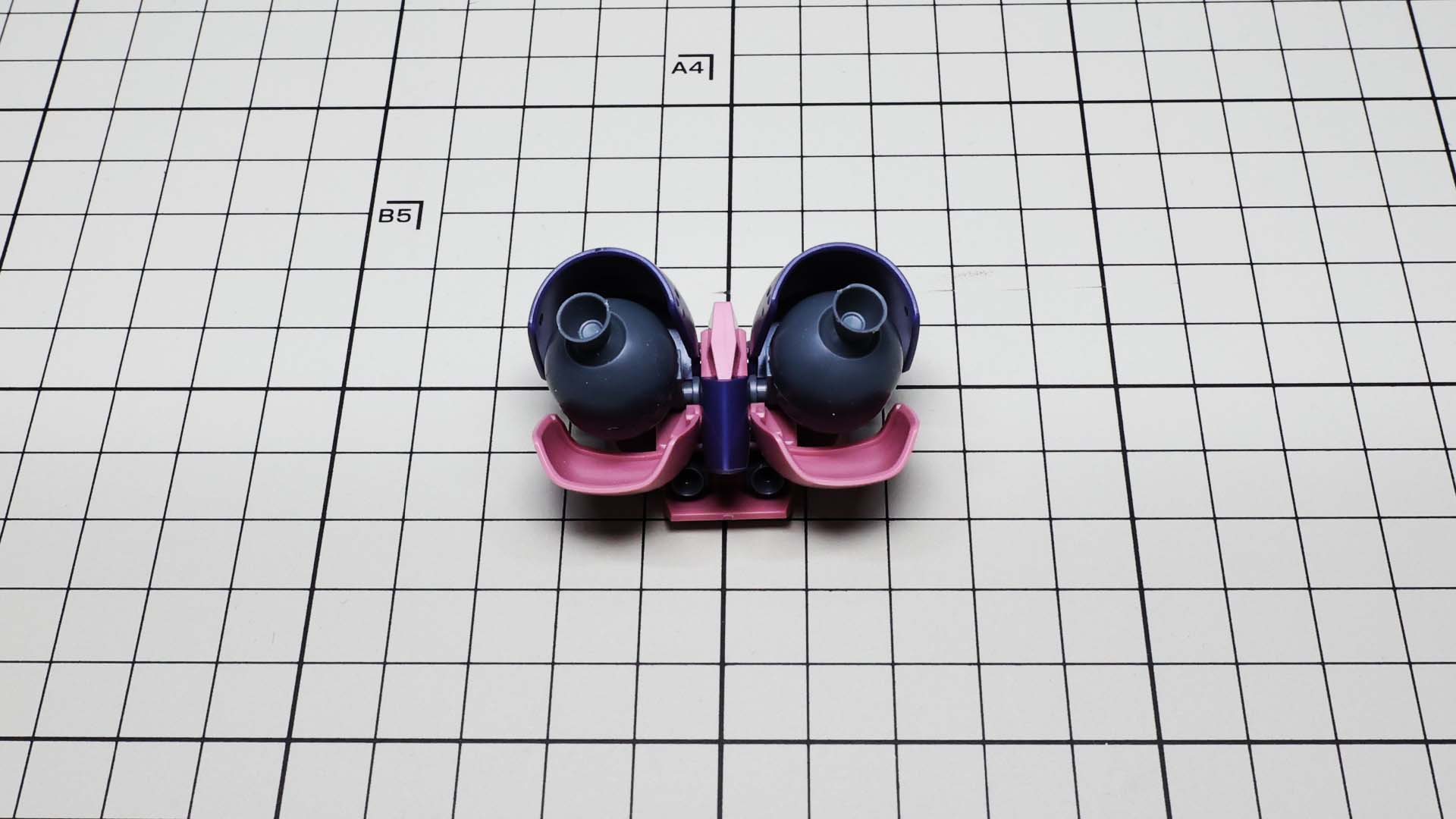 組み込んでセンターのスタビライザーのようなカバーで挟み込んで固定します