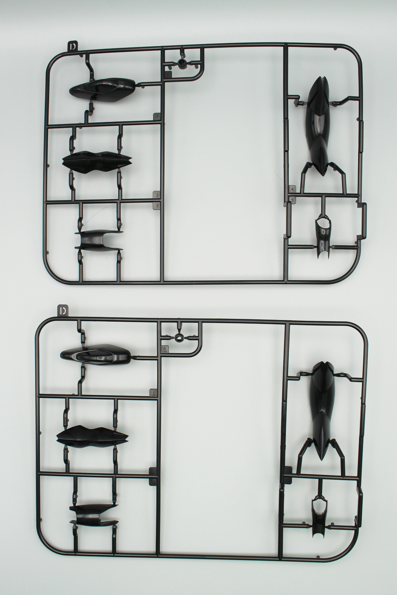 Dパーツ。こちらも2枚