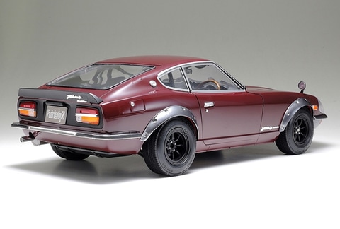 日産 フェアレディ240ZG」のカスタムバージョンが1/12スケールでキット