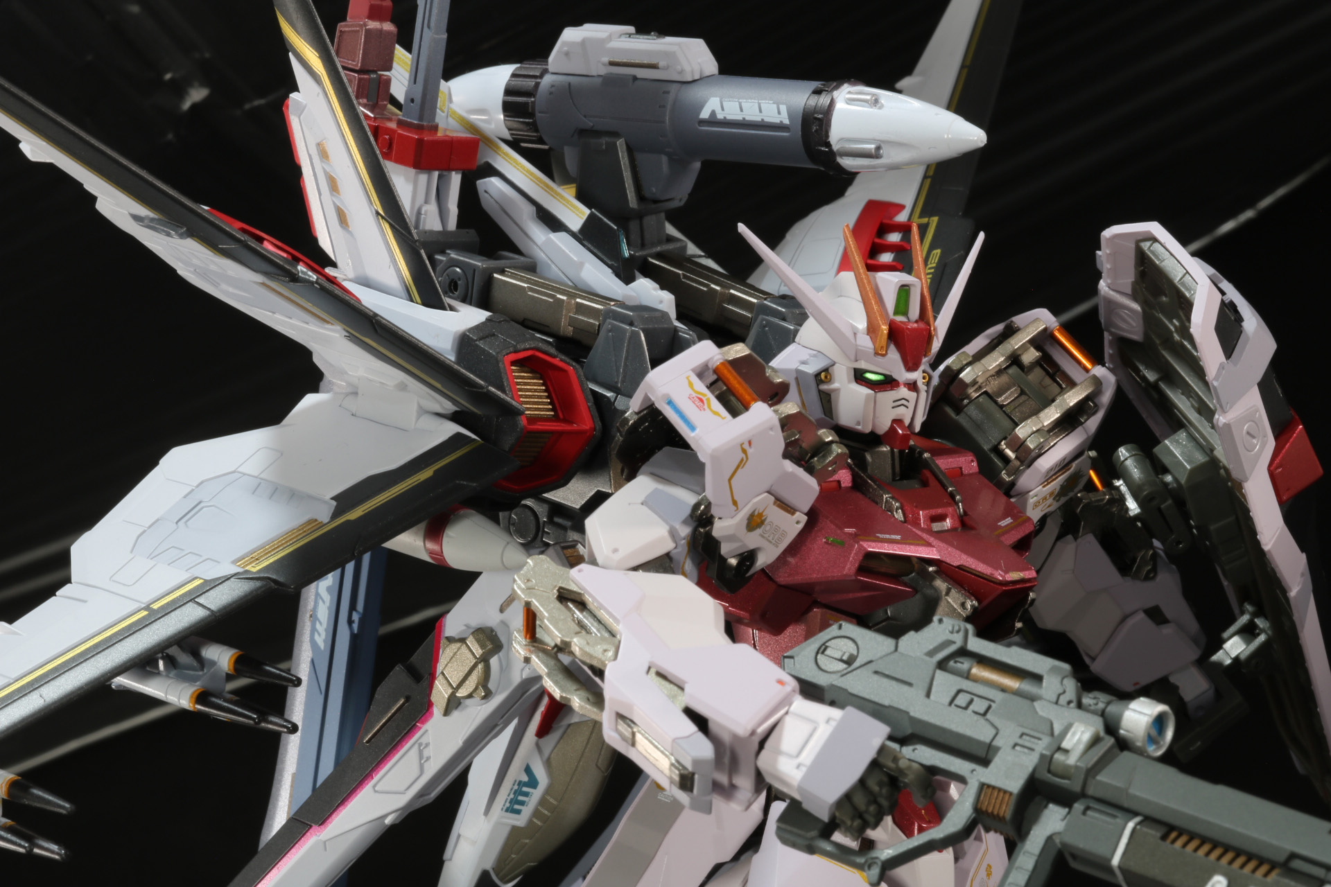 「METAL BUILD ストライクルージュ オオトリ装備」