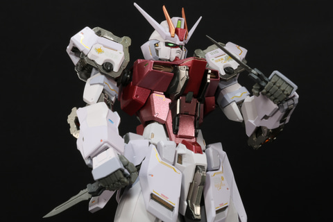 METAL BUILD ストライクルージュ オオトリ装備」レビュー - HOBBY Watch