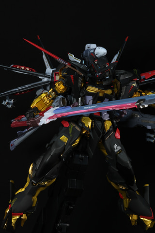 METAL BUILD ストライクルージュ オオトリ装備」レビュー - HOBBY Watch