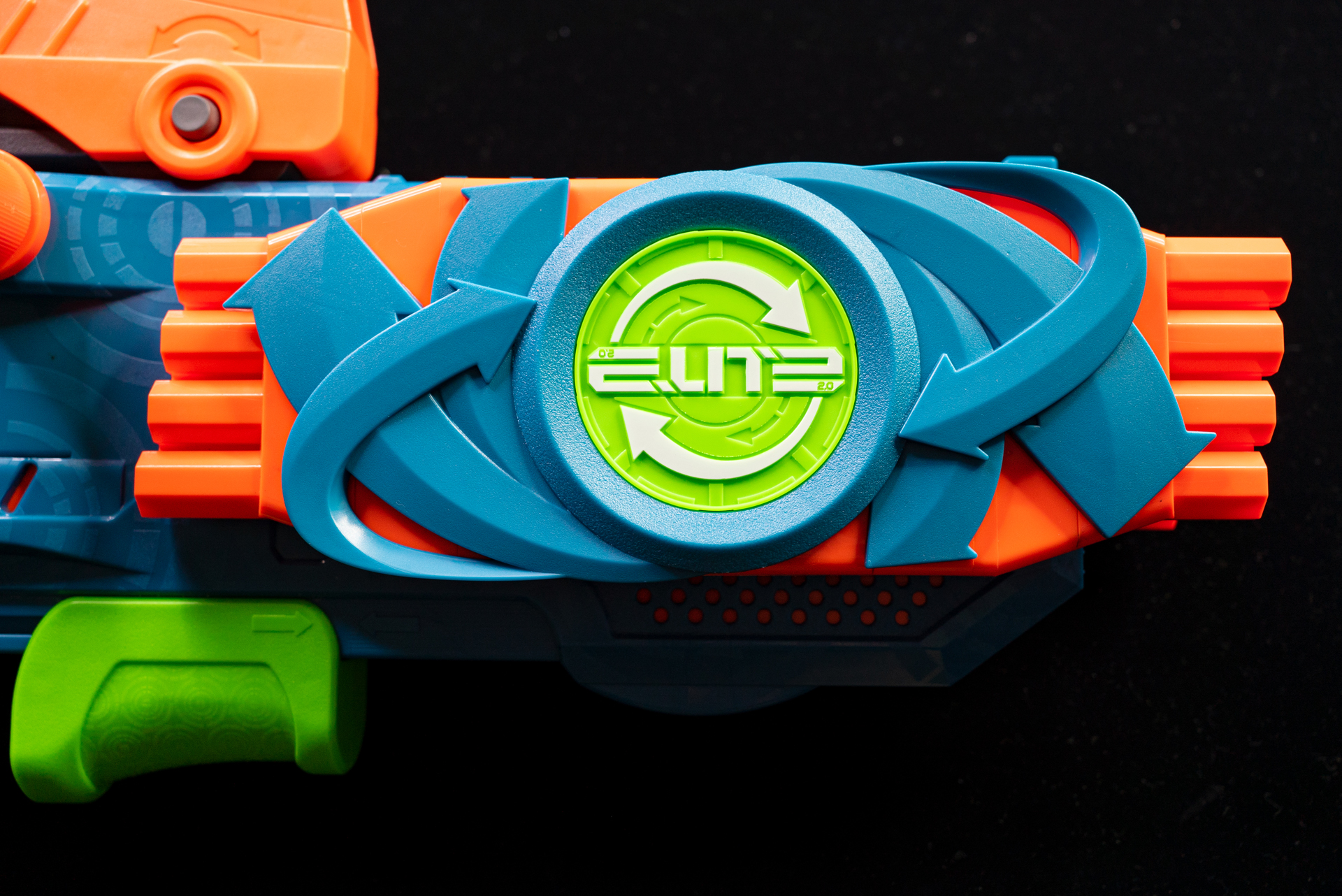 バレル部分のディテールの存在感はハンパない。回転するディテールもあるし、実際回転するので、だからライダーベルトに見えるちゅーねん！