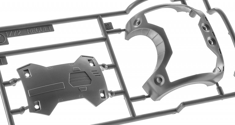 背面装甲、ハッチ（パーツカラー：ライトブルー）