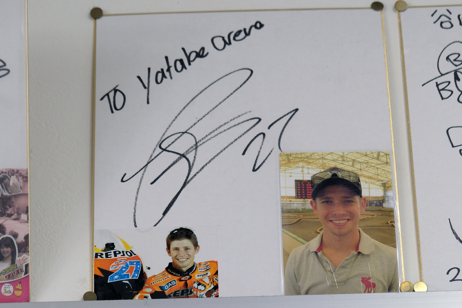 こちらは、2輪の最高峰「MOTO GP」で年間王者にも輝いた「レプソルホンダ」所属時のケーシー・ストーナー選手