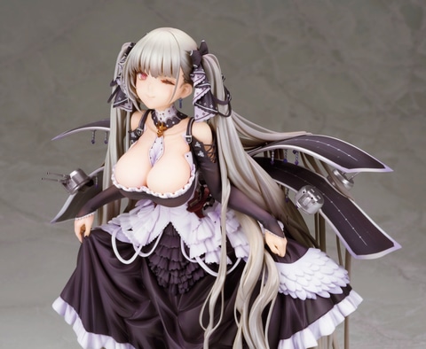 今にもこぼれそうな胸元を完全再現！ アルター「アズールレーン