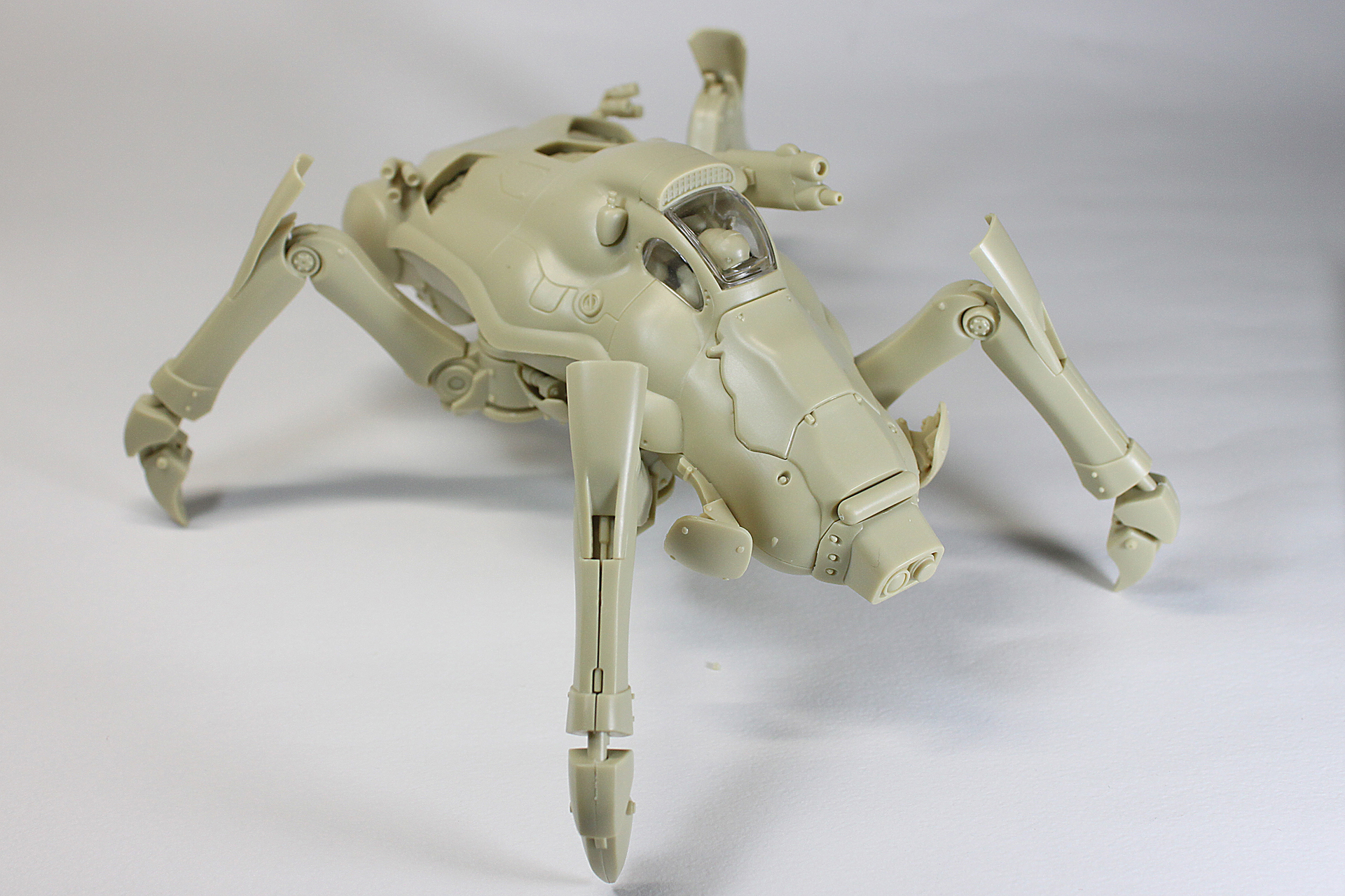 海洋堂のプラモデル「ドーヤネン シュトゥルムケーファー」。6,600円（税込）。今回はこれに塗装を施していきます