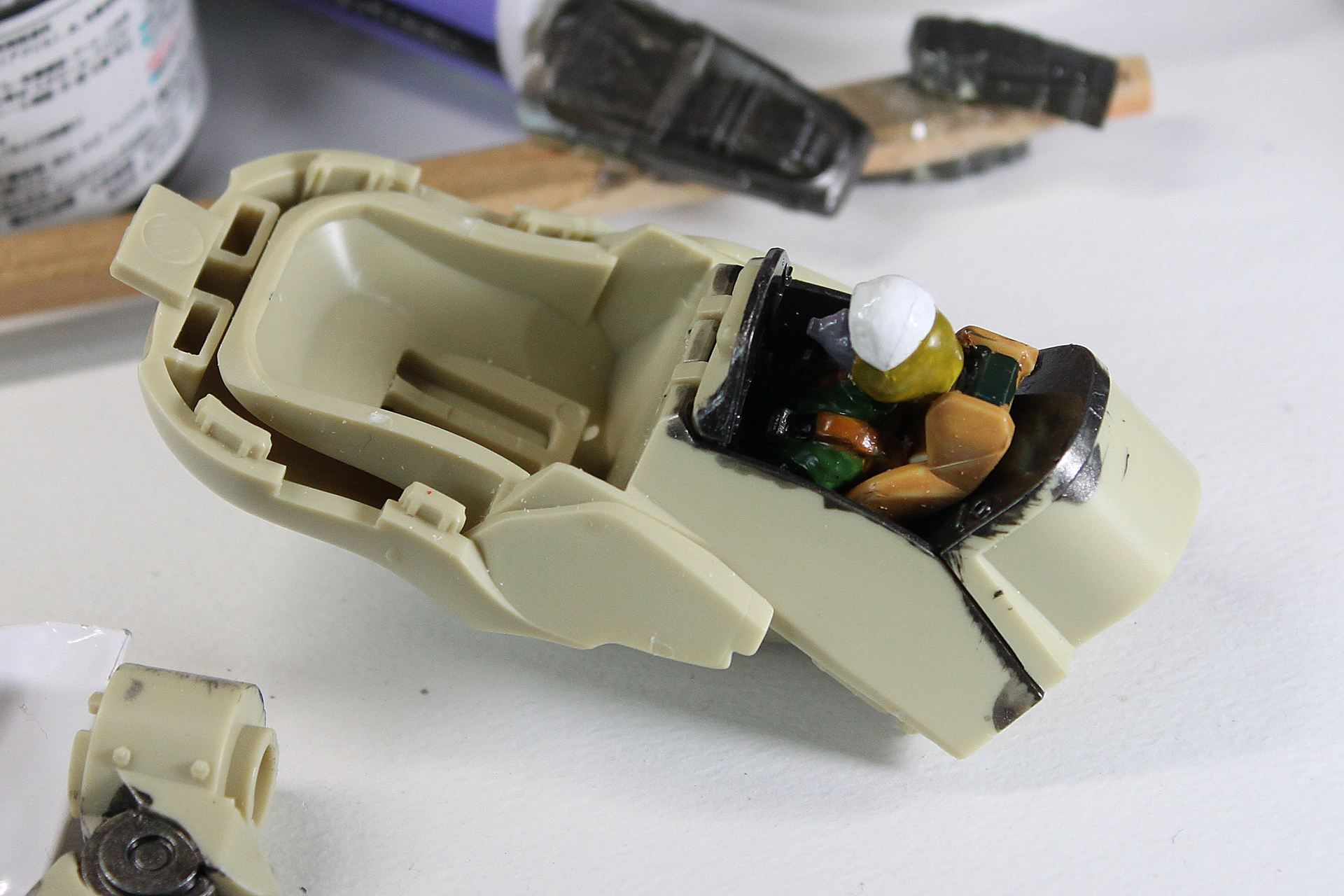 おおお～。いきなりカラフルに。うれしい