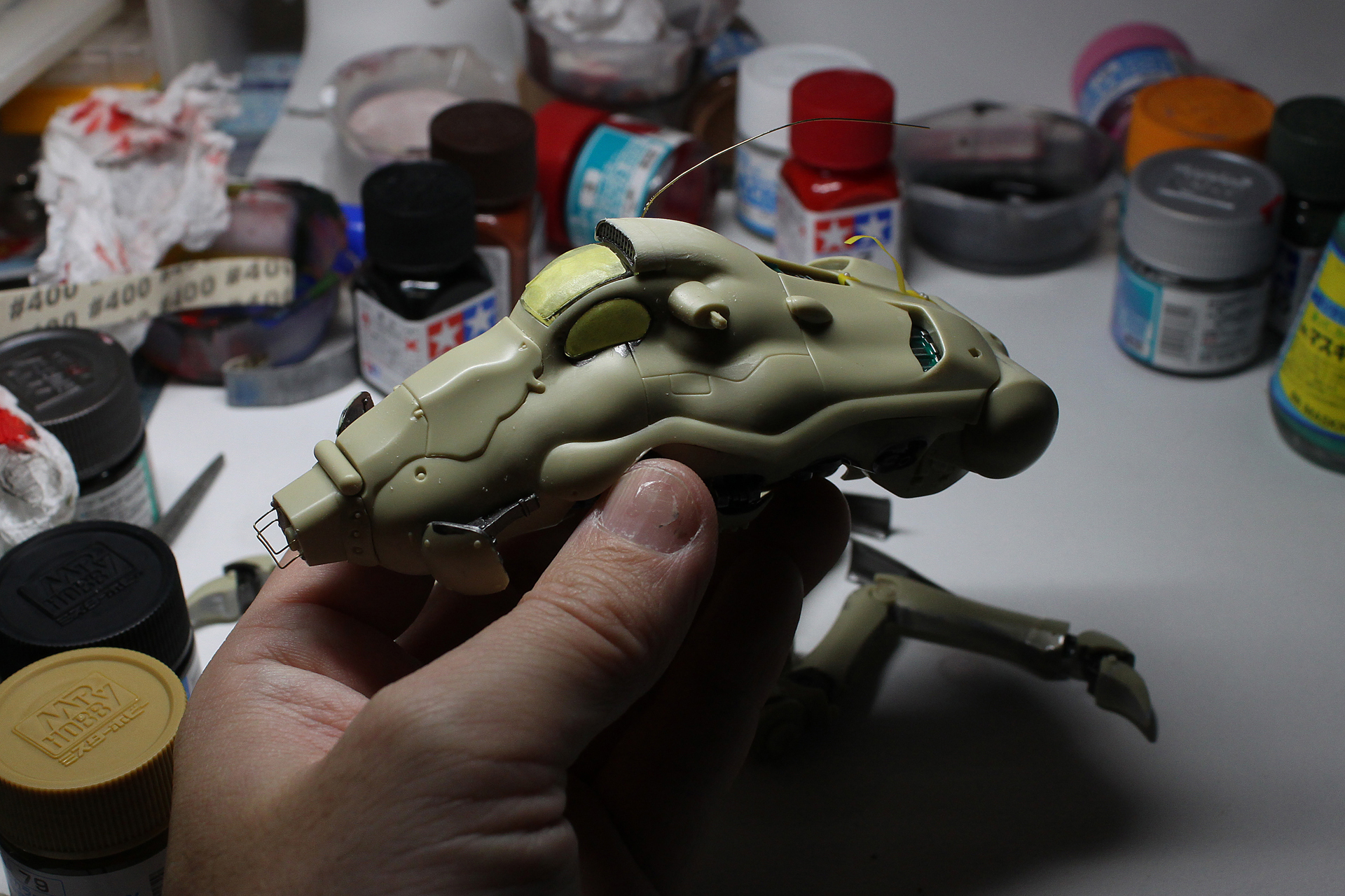 うーん、影になるのはここらへんかあ……。