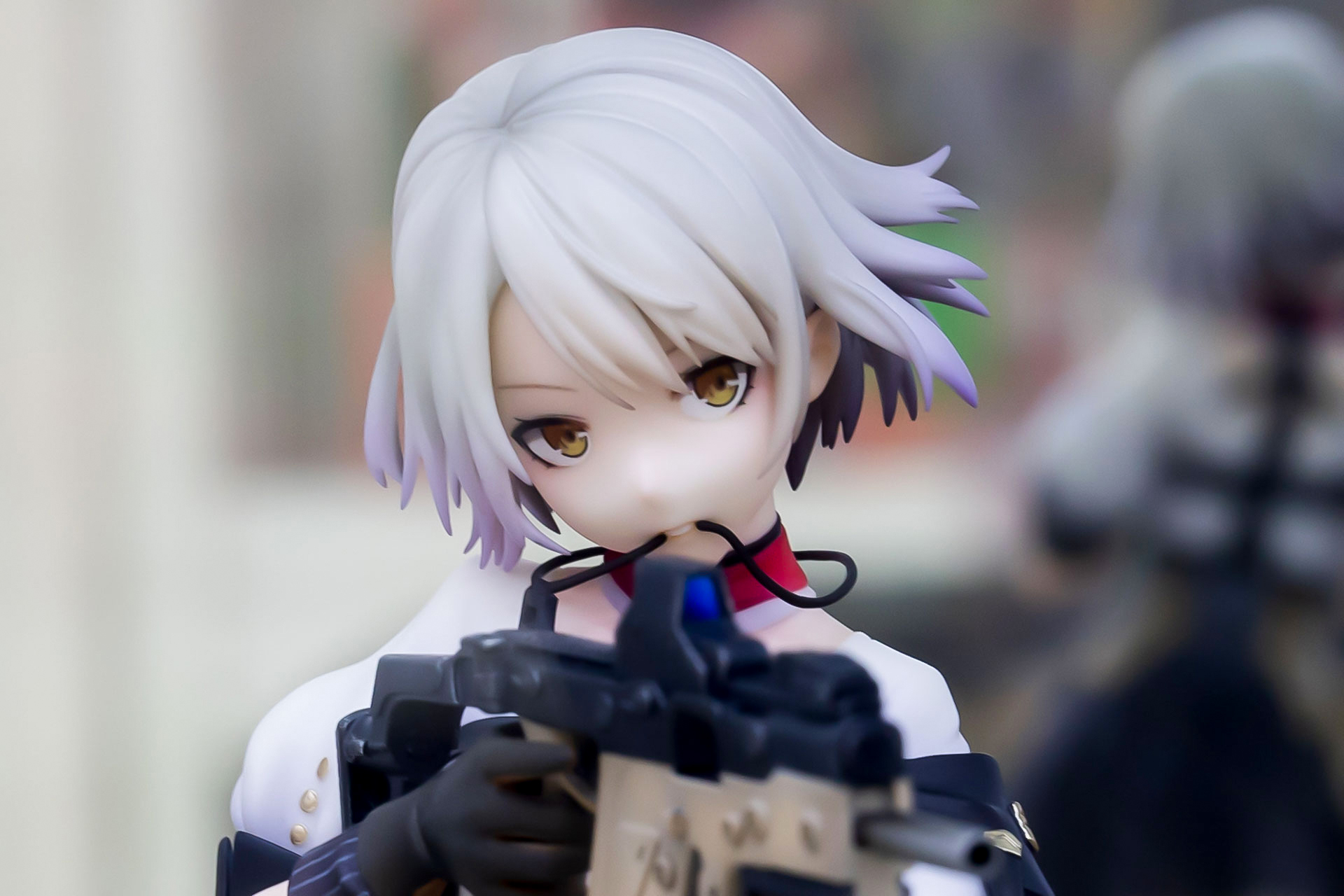 敵に狙いを定める瞬間なのか、この鋭い表情がたまらない！