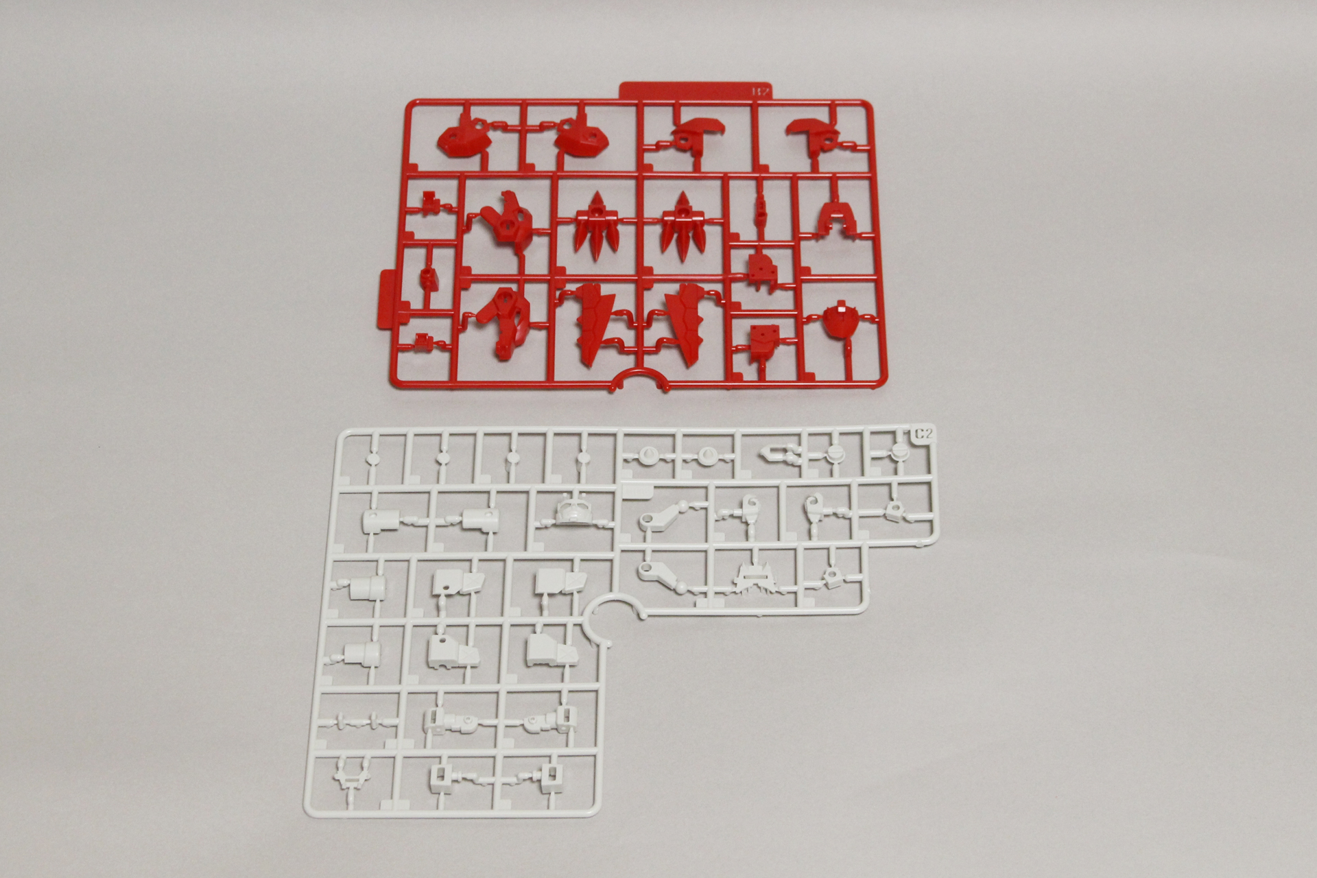 E-レックスのB2、C2パーツ。2枚のAパーツはジェットンと共通なので割愛する