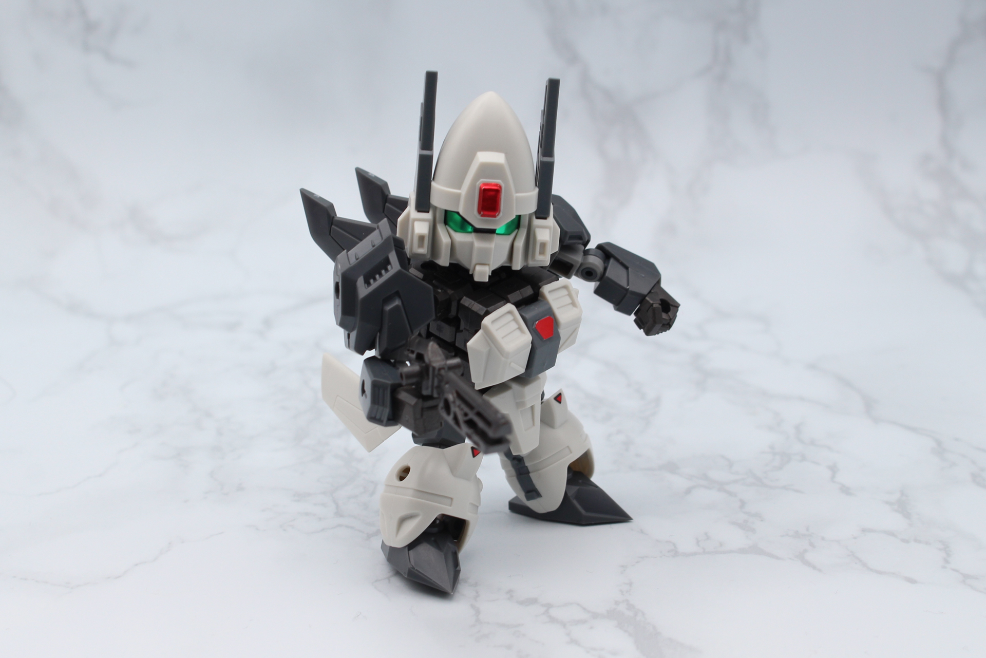 プログレスボディをはじめとするM.S.Gシリーズや、同社の他のアイテムとも組み合わせて楽しめる