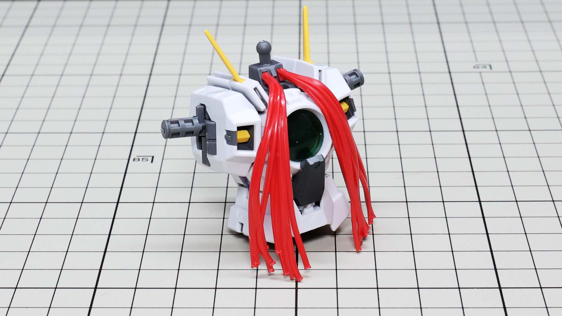 ボディの髪……ケーブルは首から出ています