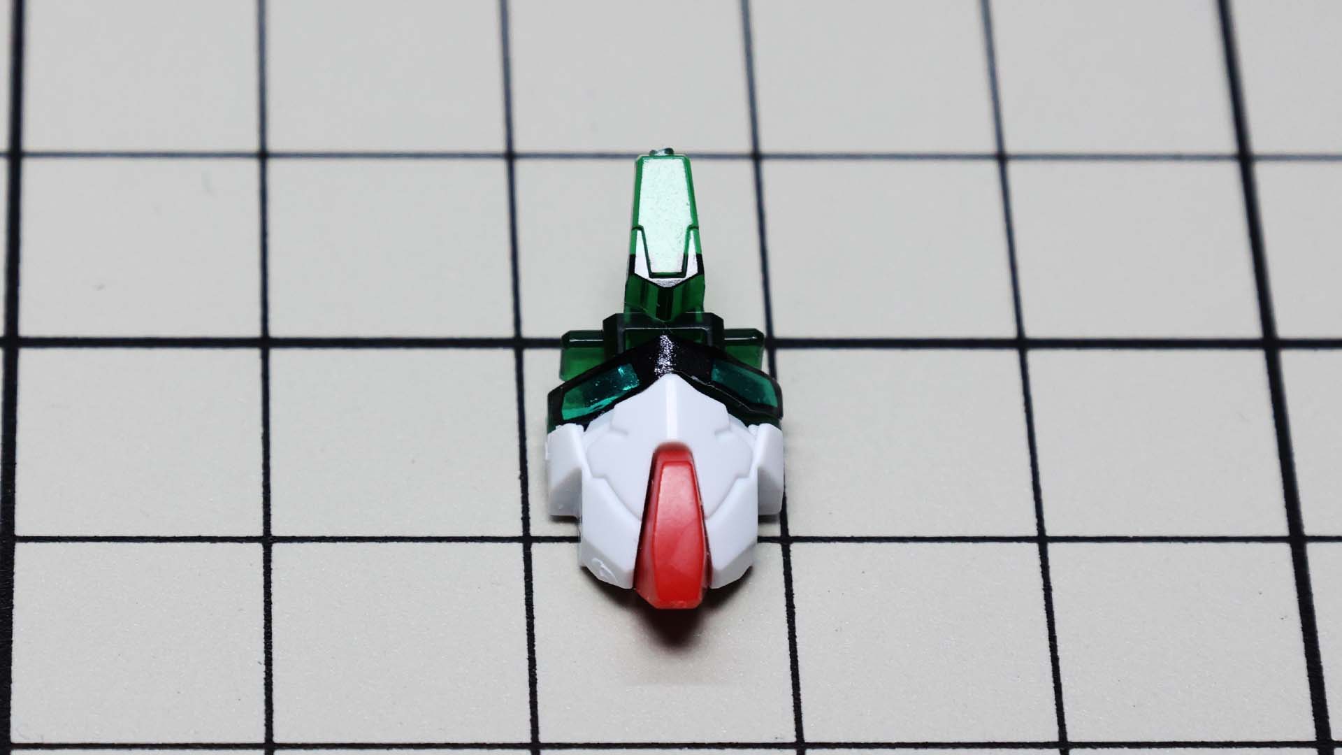 大きくて作りやすいフェイス