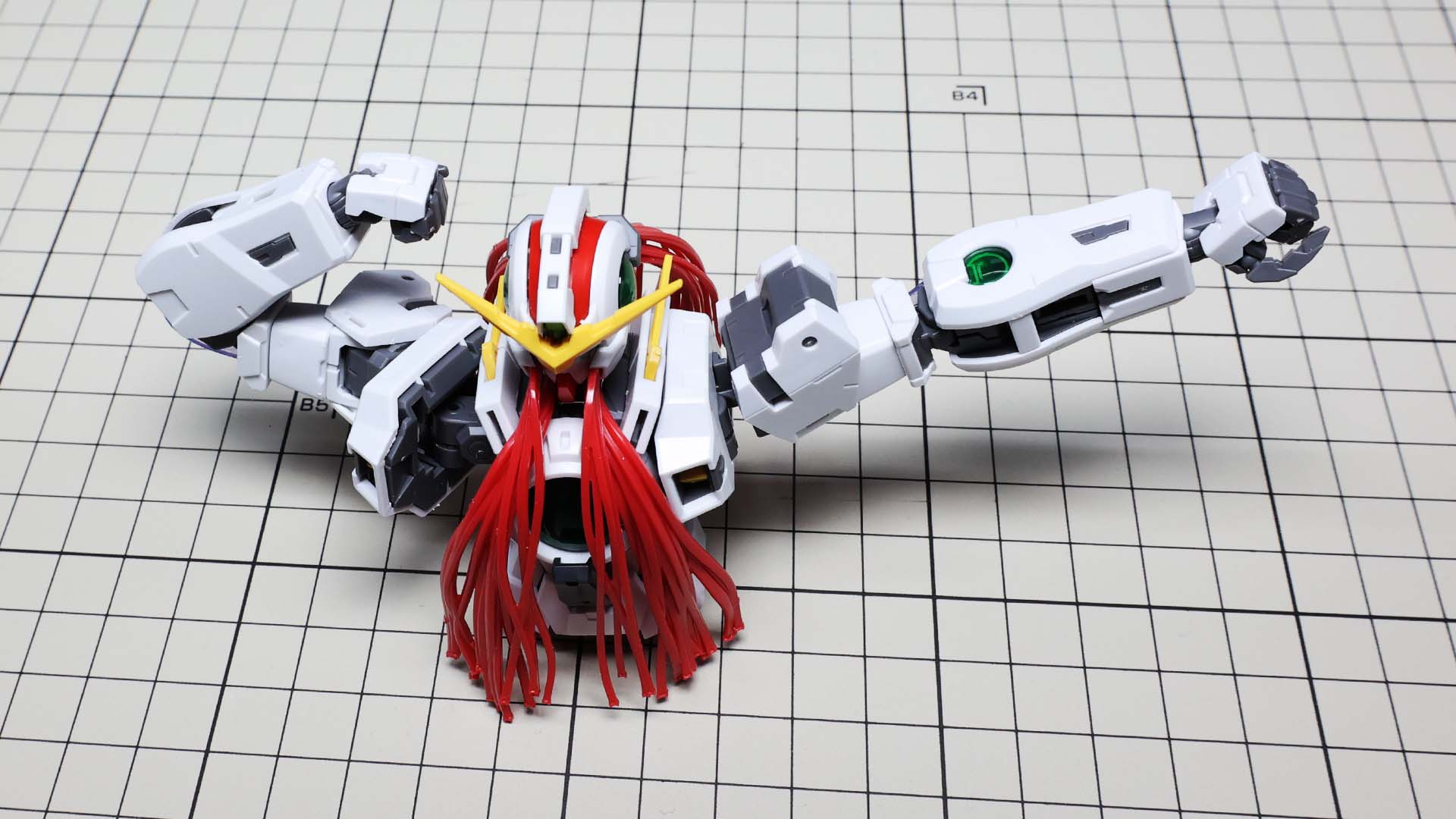 肩の可動も合わせれば……