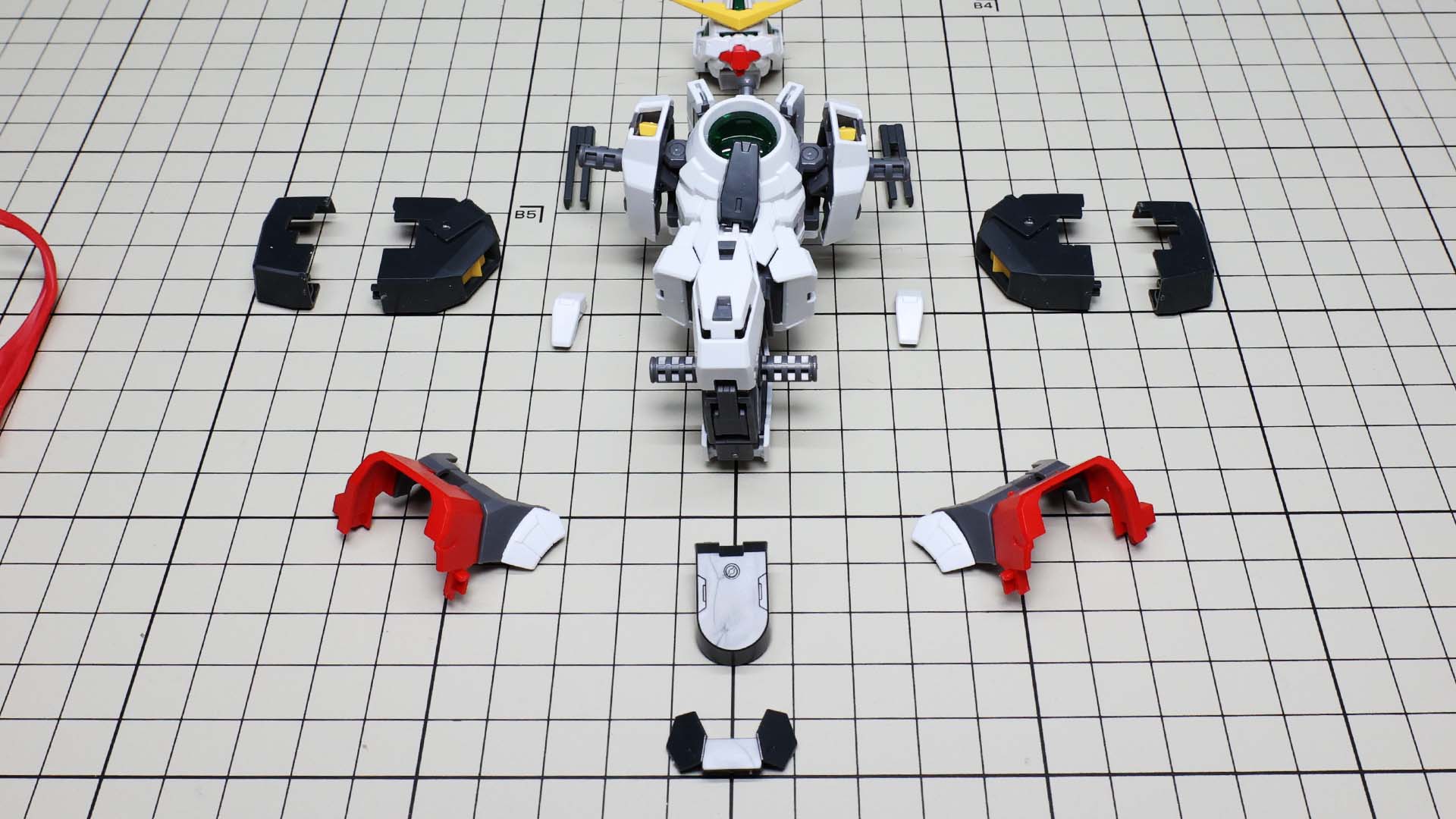 ボディは肩をぐいっと開いて……