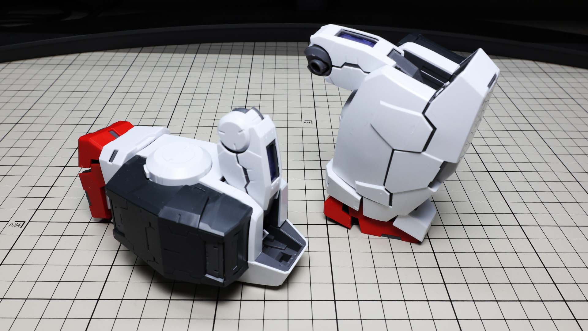 立膝も可能そうですが実際にこうなったら立ち上がれなさそうです……