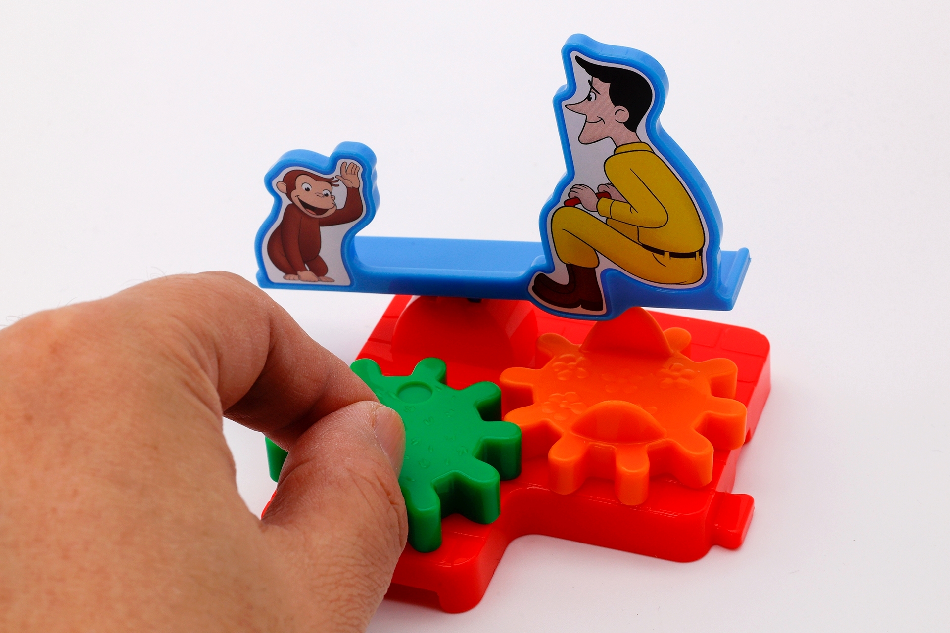 シーソーの動きが面白く、ついつい夢中で回してしまう