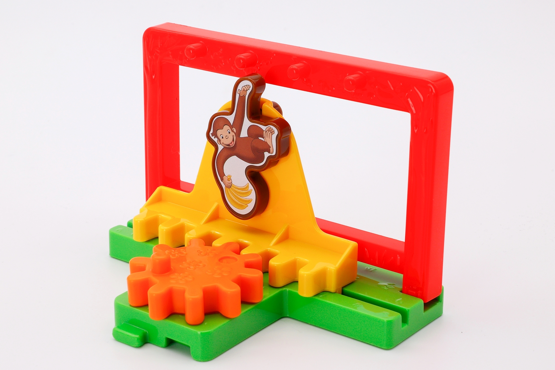 他のおもちゃとの連結部分は、歯車が付けられた1カ所のみ