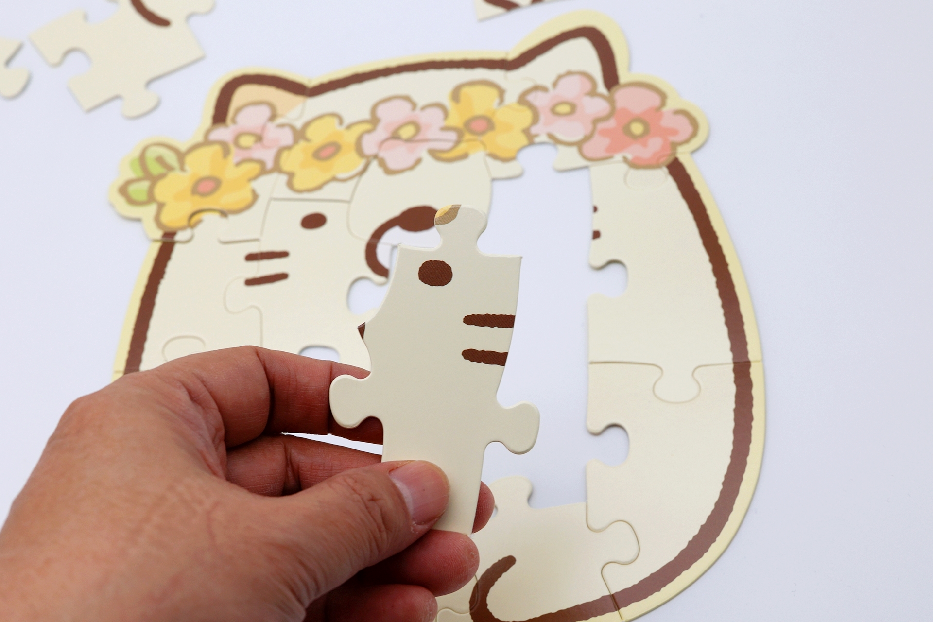 最初はどこに使われているピースがわからなかったものの、完成に近づいていくうちにわかっていくのがパズルの面白いところだ