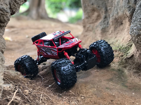 ロージーモンスター リバーシブルフワフワジャンパー ネイビー・ピンク Mサイズ ロージーモンスター リバーシブルフワフワジャンパー ネイビー