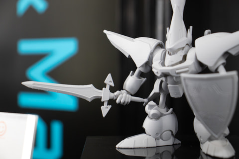 カッコ良さと面白さの絶妙のバランス！ 「MODEROID リューナイト