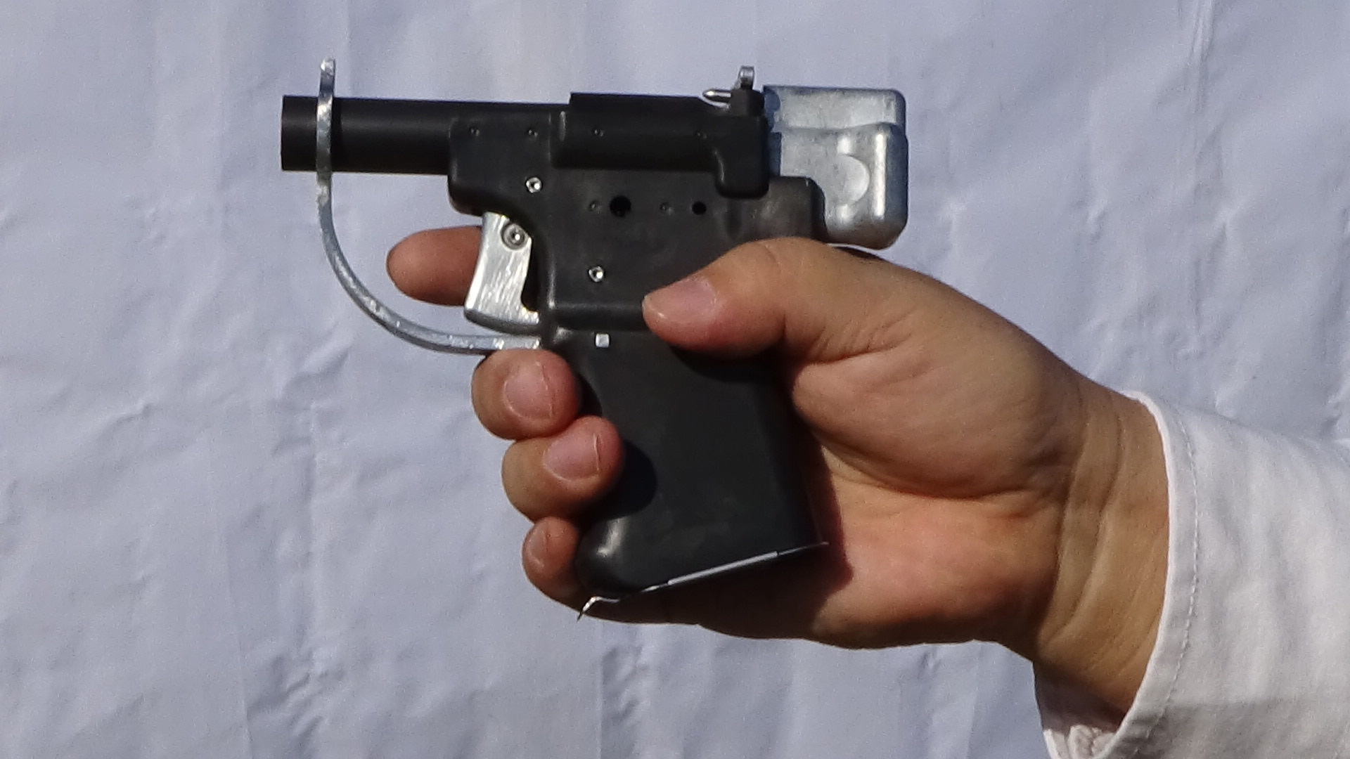 ハートフォードが1月中旬に販売したモデルガン。その外見や感触だけでなく、パッケージを含め銃が生まれた背景や歴史も学べる楽しい製品だ